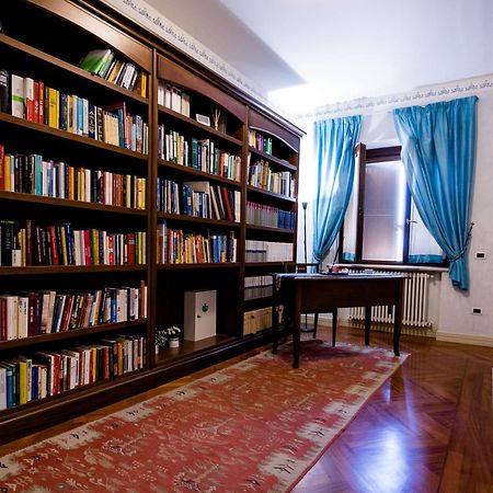 B&B Dell'Aviatore San Liberato Bagian luar foto